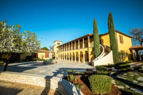 Отель CaliPaso Winery & Villa  Paso Robles